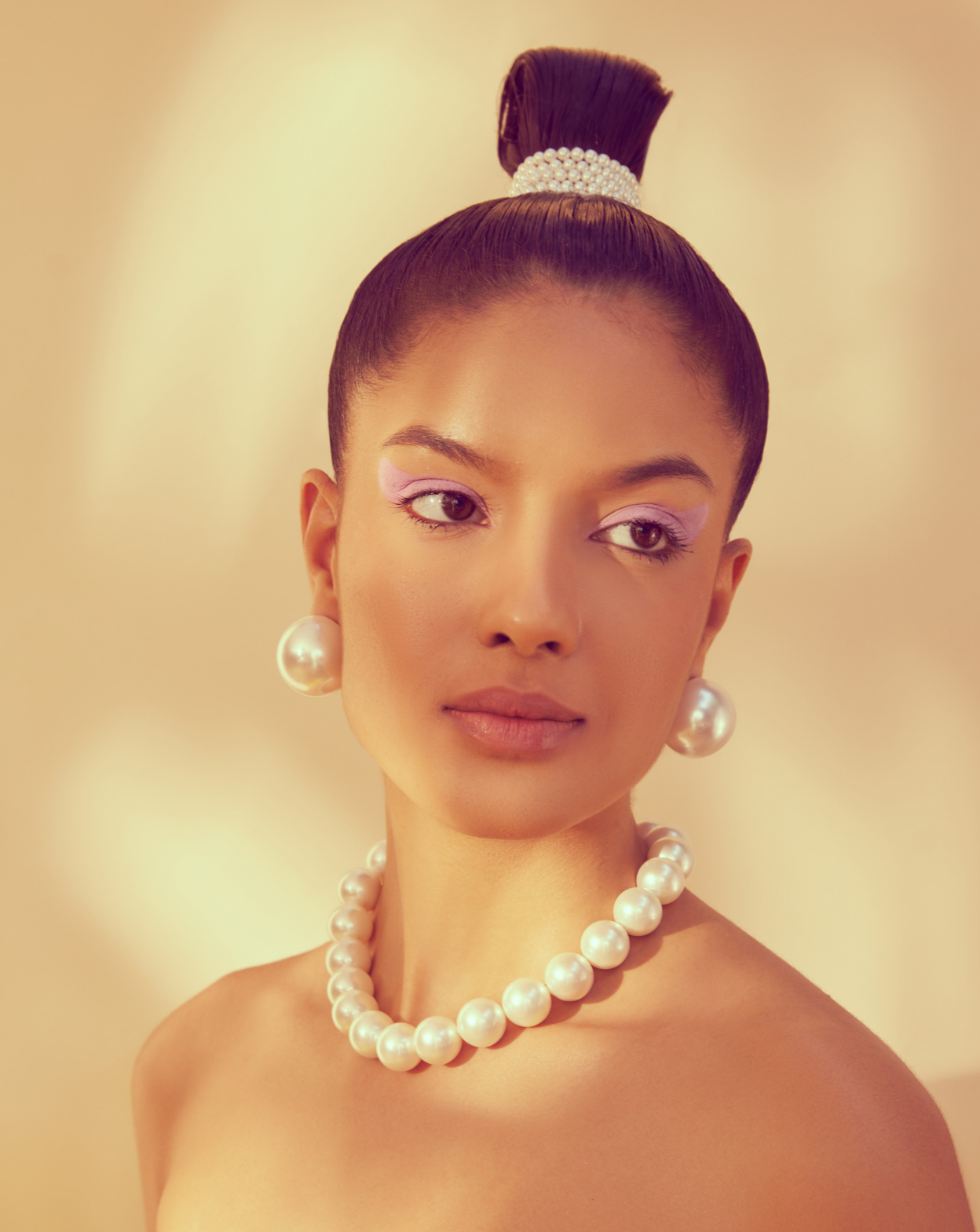 Emily Pearl Necklace - White