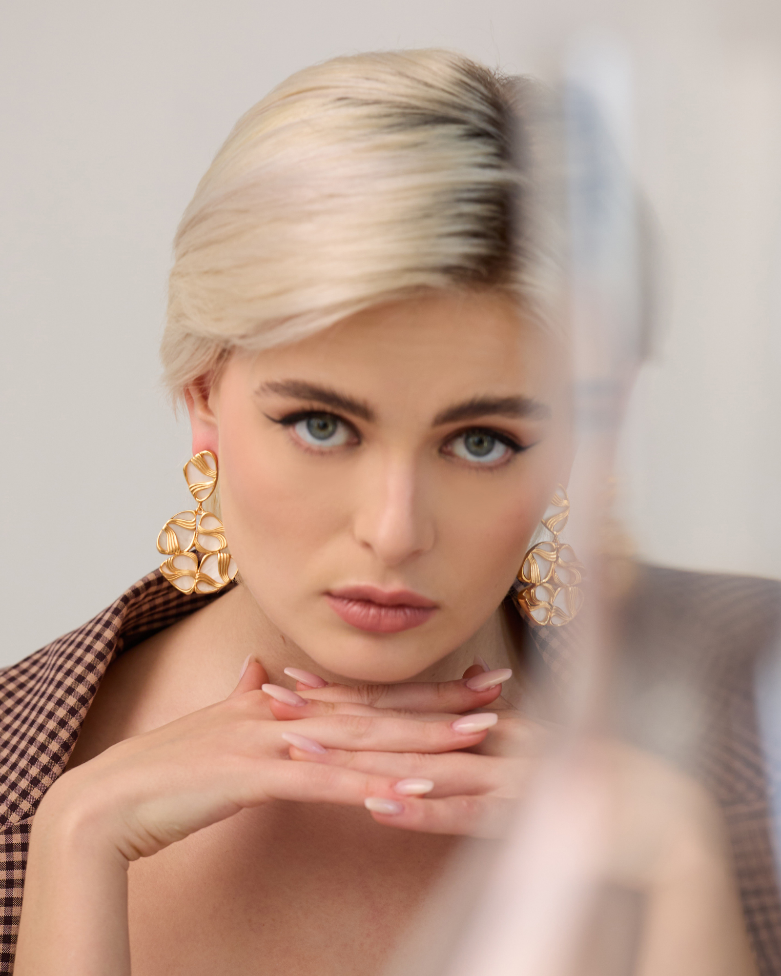 Pearl Jewellery for Office: The Perfect Balance of Elegance and Professional Style