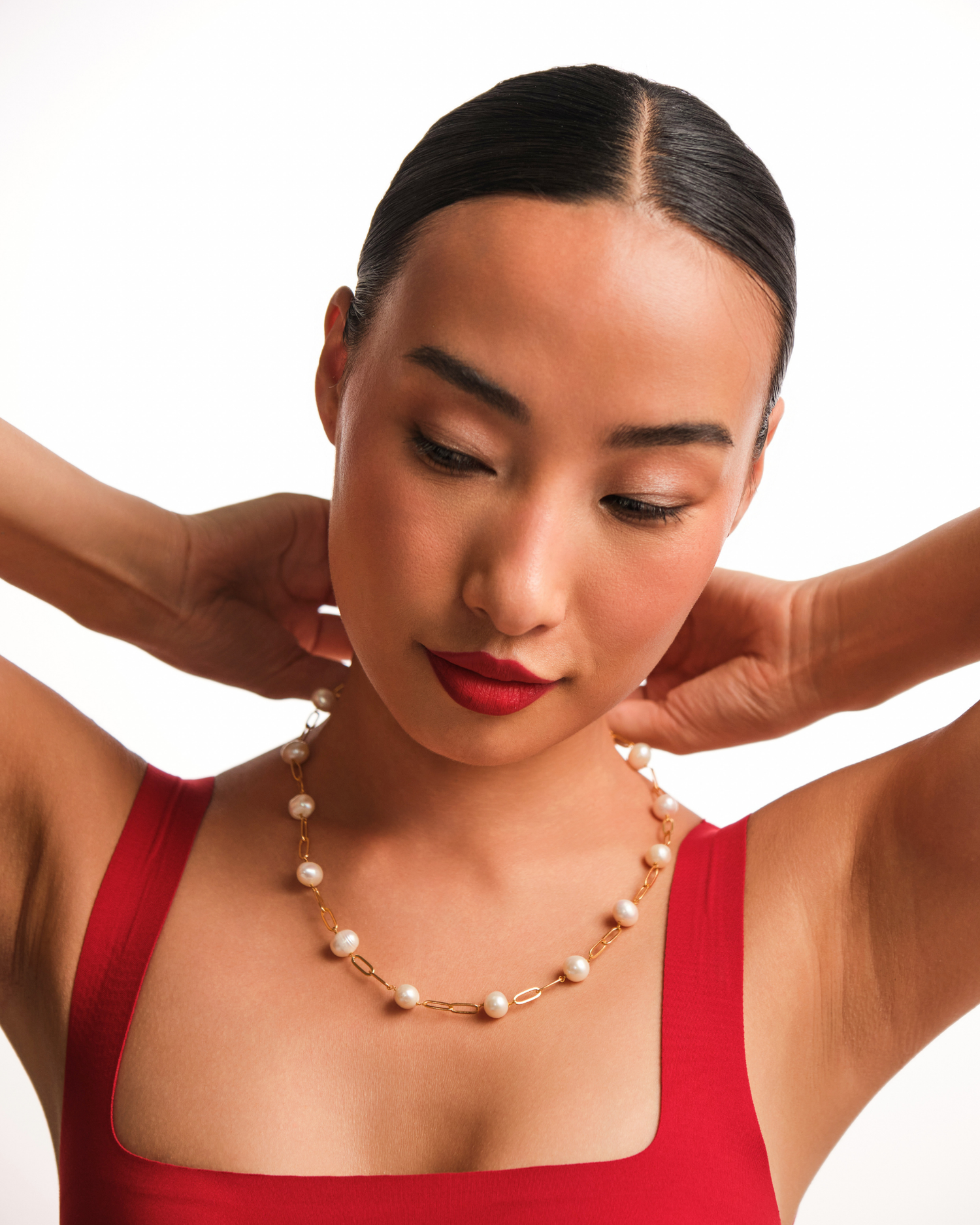 Dainty Linked Pearl Chain