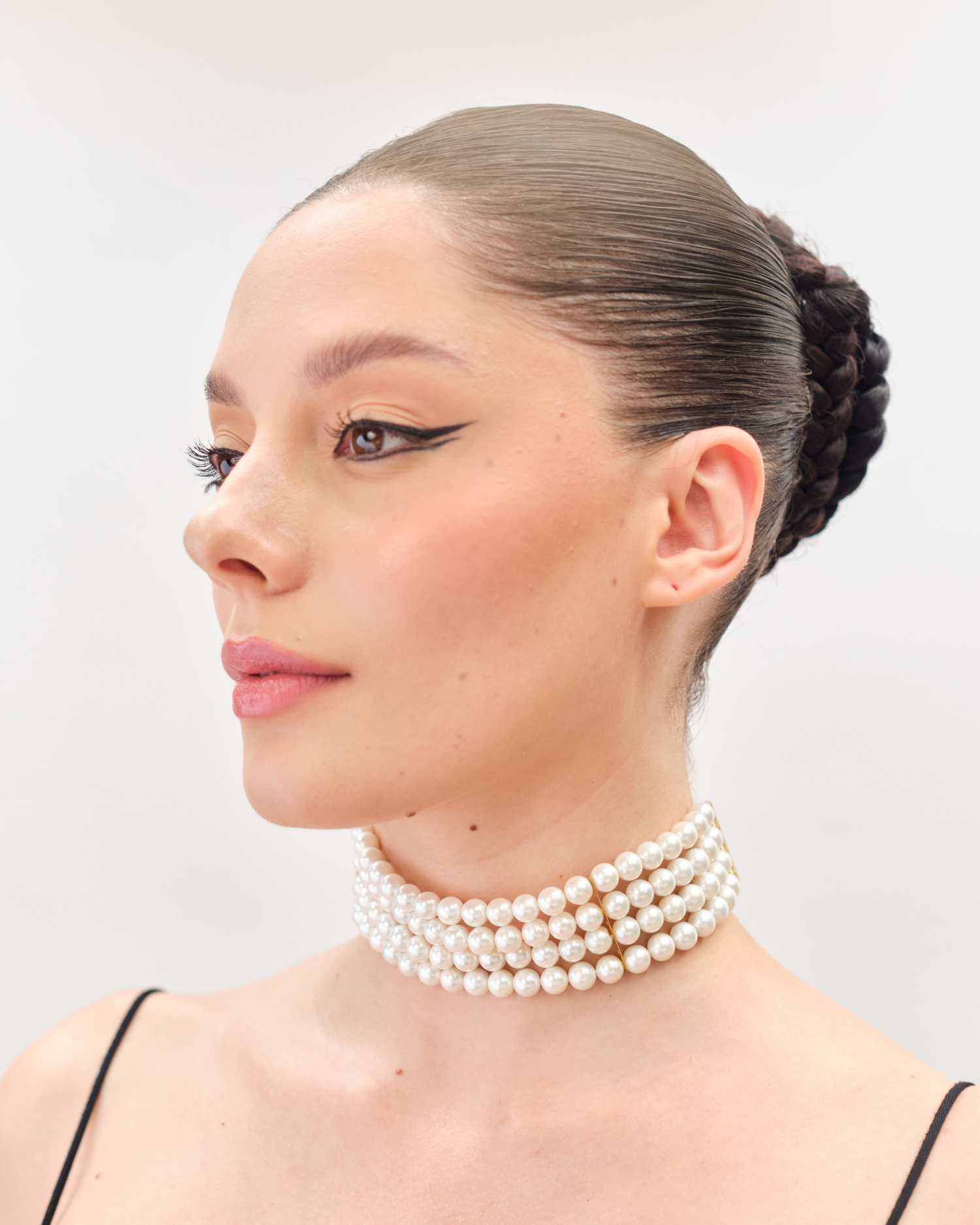 8mm Pearl Choker