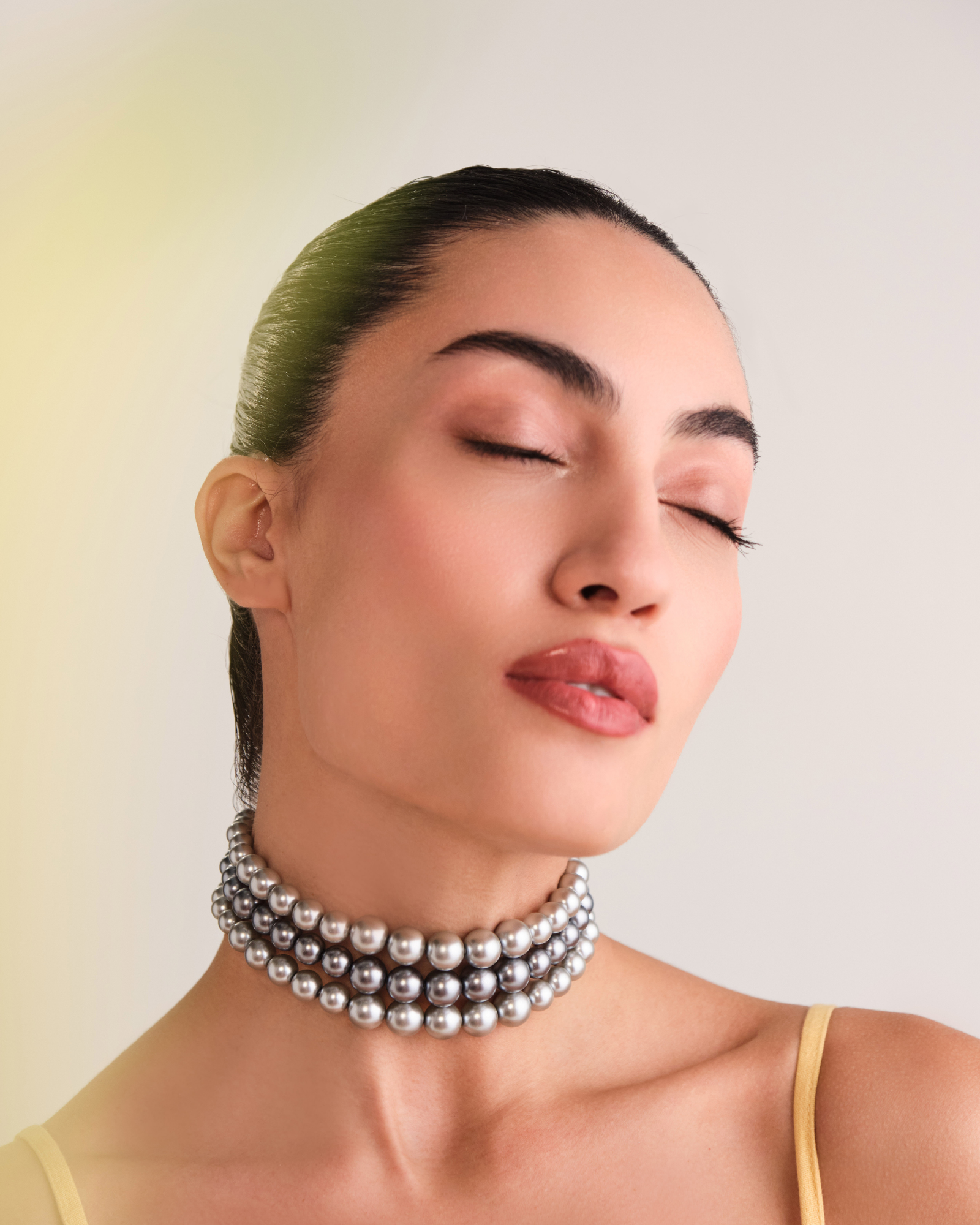 Graded Dark/Light Silver Pearl Choker