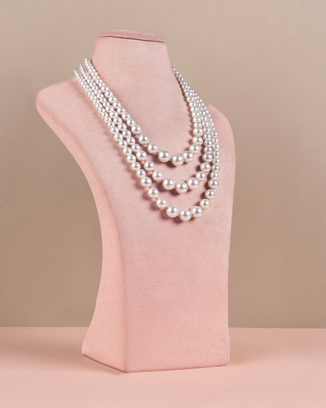 Triple Graded Bandel Pearl Necklace