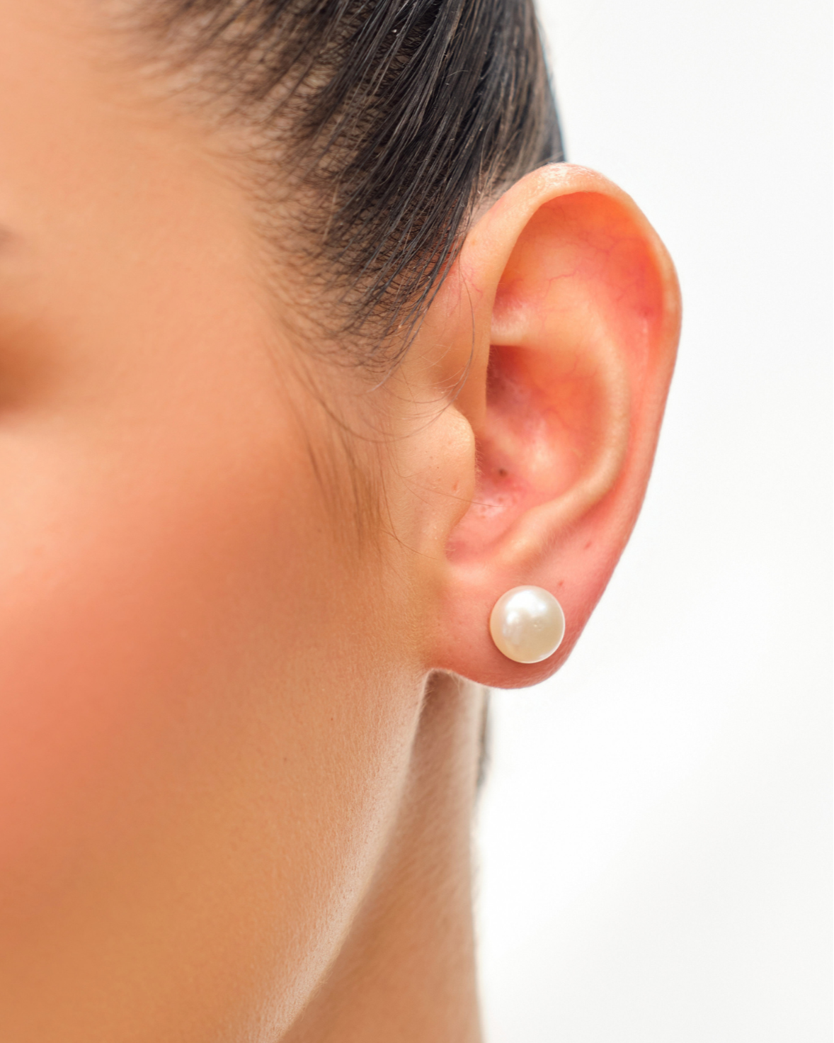 10mm Pearl Studs - White